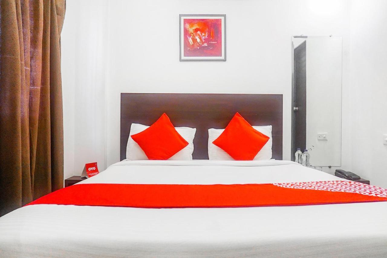 Oyo 15741 Z Inn Phursungi Kültér fotó