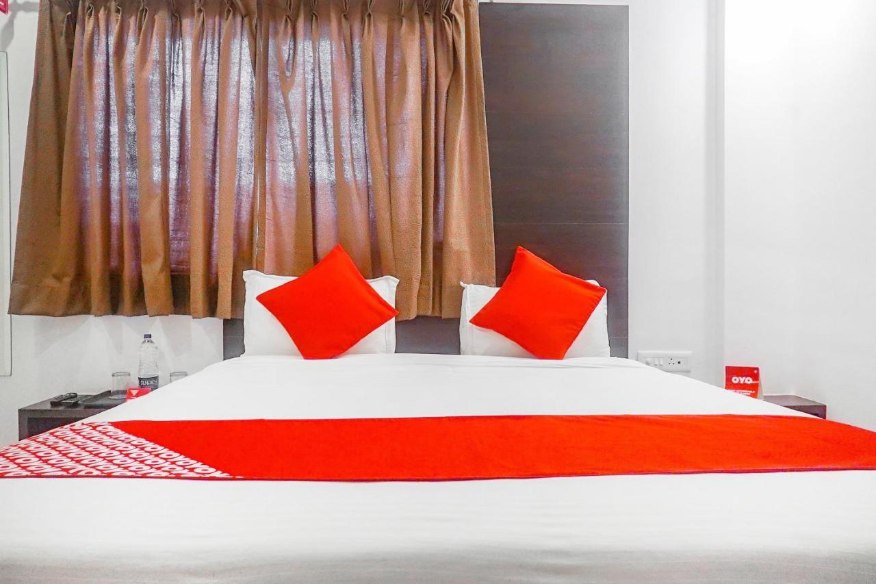 Oyo 15741 Z Inn Phursungi Kültér fotó