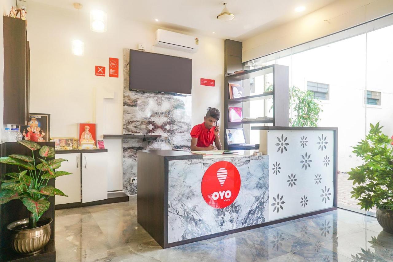 Oyo 15741 Z Inn Phursungi Kültér fotó